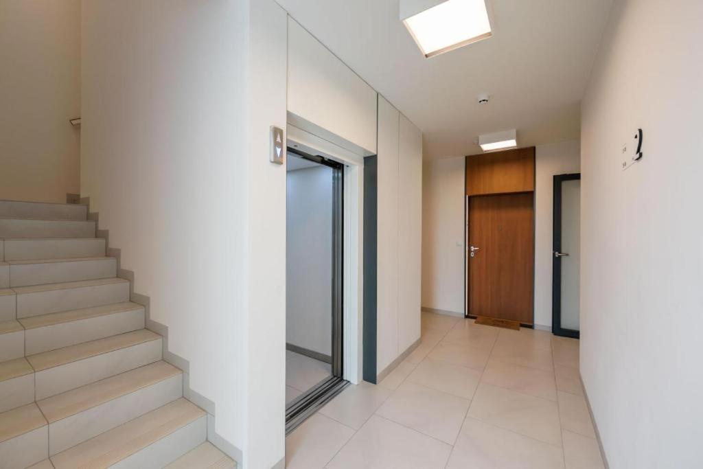 Golden Prestige With Parking In Bemowo Apartament